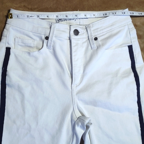 Universal Threads Pants size 4 - Picture 3 of 7